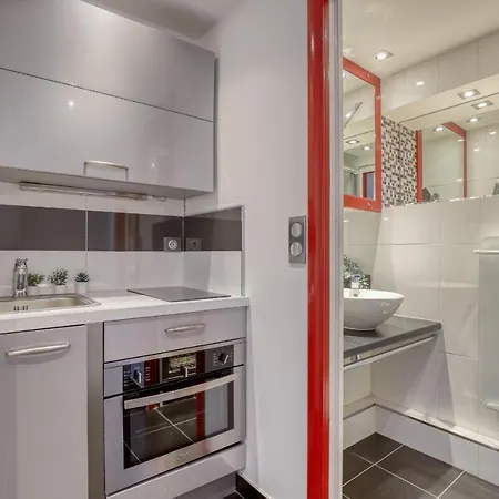 Branded New And Comfy - Heart Of 3 Apartament