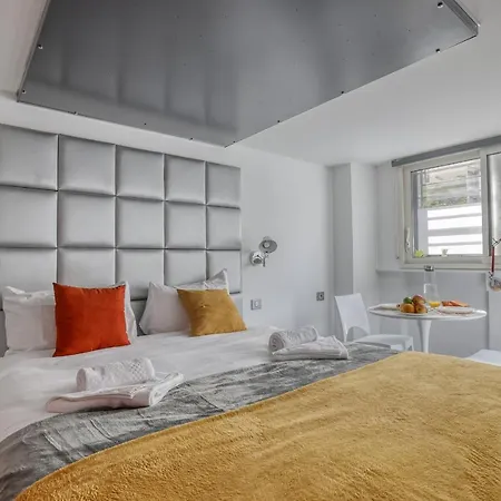 Apartament Branded New And Comfy - Heart Of 3